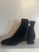 Afbeelding in Gallery-weergave laden, BIBA
