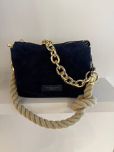 Afbeelding in Gallery-weergave laden, BLUE DAIN BAG
