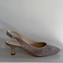 Afbeelding in Gallery-weergave laden, BEIGE DAIN PUMP
