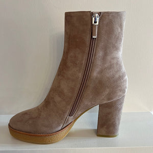 TAUPE BOOT