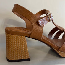 Afbeelding in Gallery-weergave laden, Camel sandaal
