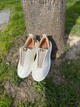 Afbeelding in Gallery-weergave laden, WEMBLEY SLIP ON
