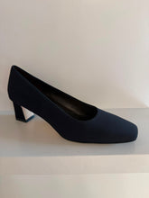 Afbeelding in Gallery-weergave laden, BLACK PUMP
